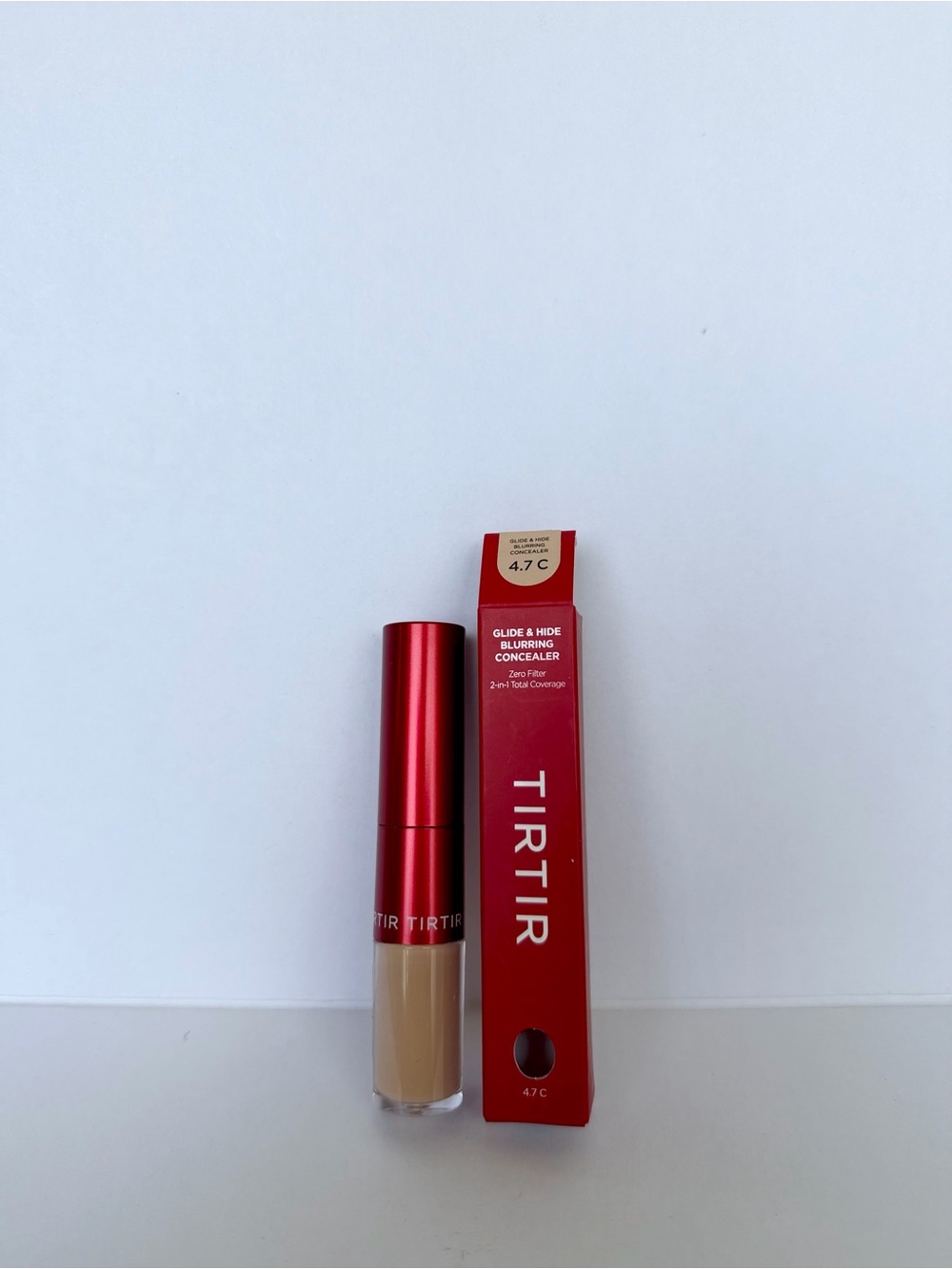 Tirtir Glide & Hide Blurring Concealer - 4.7C Beige